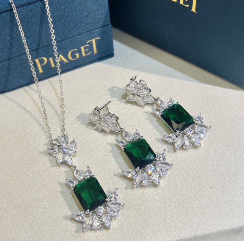 PIAGET